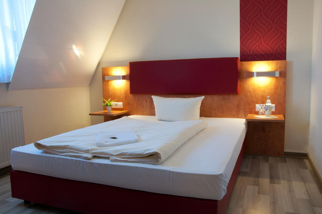 Landhotel Kueffner Pfedelbach Phòng bức ảnh