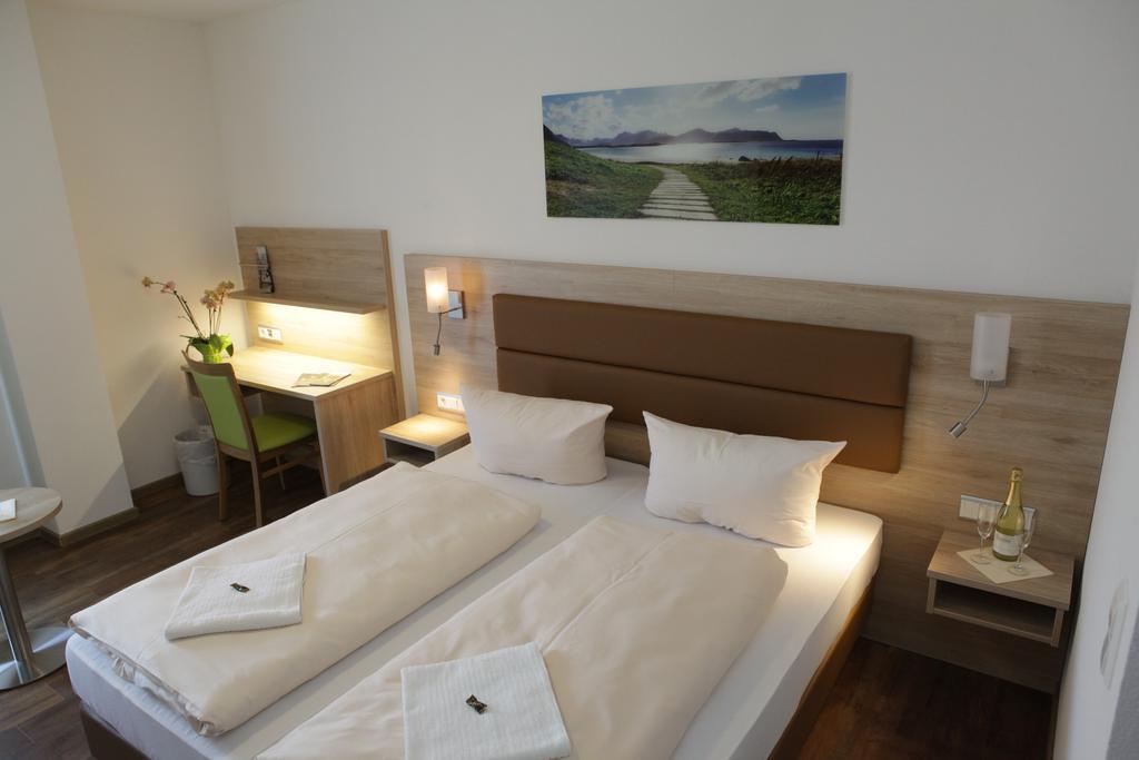 Landhotel Kueffner Pfedelbach Ngoại thất bức ảnh